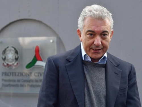 Terapie intensive, 10.300 attivabili. Arcuri: Terapie intensive, 10.300 attivabili. Arcuri: